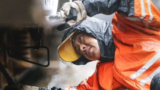 【2022·劳动创造幸福】恪尽职守