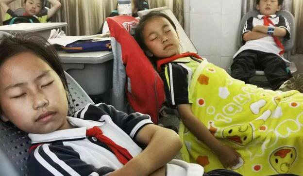 ��ſ˯���䡰��˯�� �㽭����3��ѧ����˯��̹��