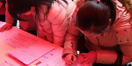 ���ѽ��顰�Ӵ��н�ʦ��Ƹ���ȡ������ػ�Ӧ