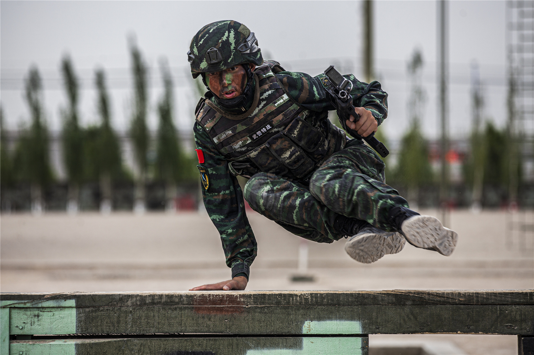 新疆武警特种部队图片