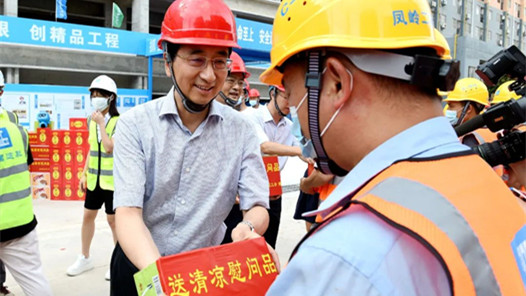 2022年广西工会送清凉活动启动