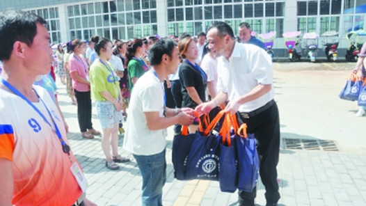 陕西省紫阳县总工会启动“送清凉”活动