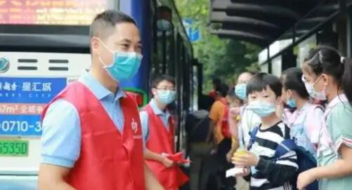 ���ϰ���Ϊ��Сѧ��������ѳ˹�����