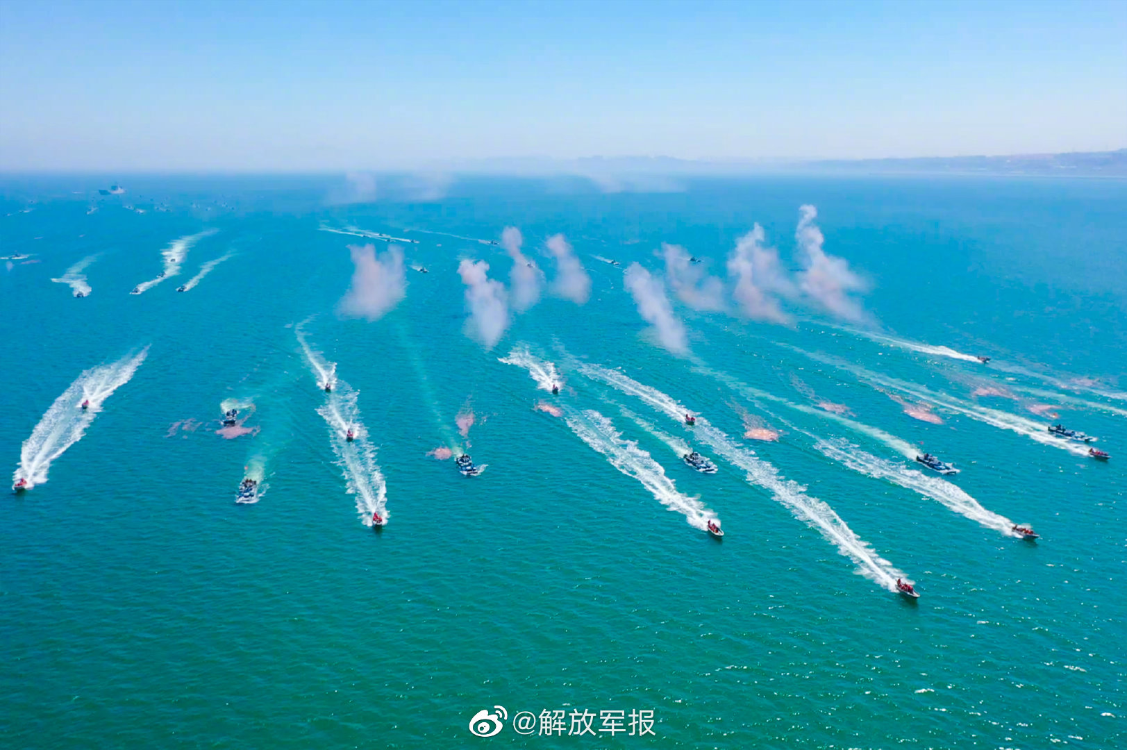 海军陆战队濒海实战化训练满屏战斗力