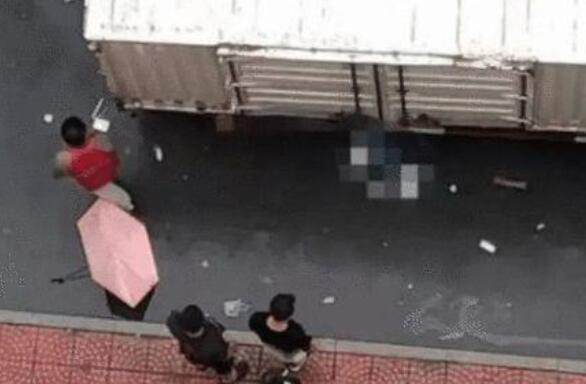 ��ݳ��෭˾����ѹ���� 11��Ů�����������䡱�ɱ�����