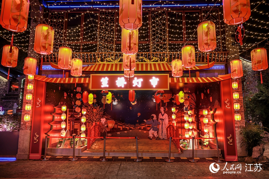 南京熙南里夜市灯如昼烟火气正浓