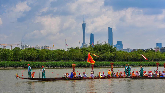 中国这十年·广东｜加快构建“一核一带一区”区域发展新格局 城乡面貌发生历史性变化