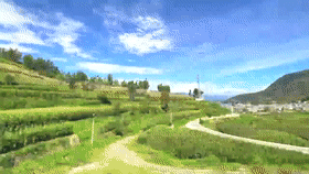 云南旅游乘坐高铁动图3