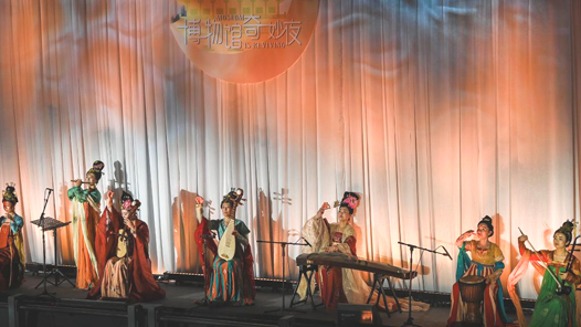 中国这十年·中国故事｜外国人眼中的西安：古老与现代交汇、东西方文化交融