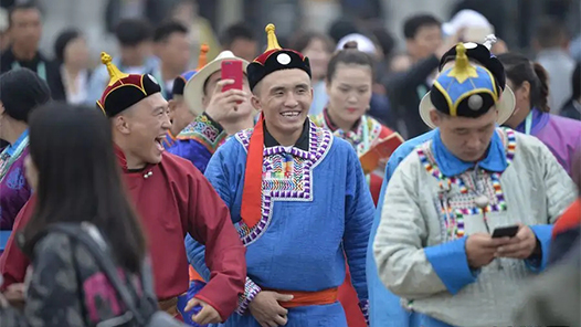 中国这十年·系列主题新闻发布｜坚定不移走中国特色解决民族问题的正确道路