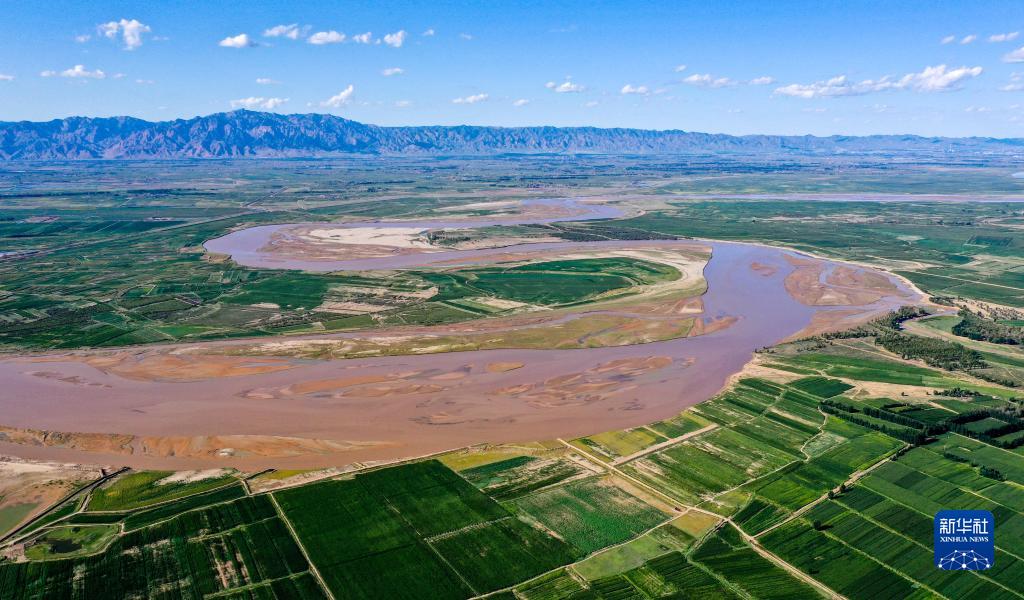 内蒙古塞上黄河风光壮美