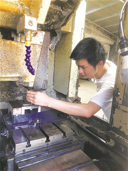 syw122-1_b (1) syw122-1_b (1)