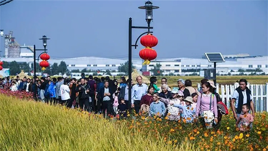 中国这十年·系列主题新闻发布｜文旅部：乡村旅游已成乡村振兴新力量