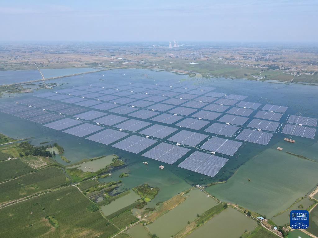 采煤沉陷区“变身”光伏电站 (4)