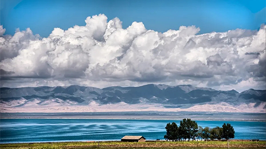 中国这十年·青海｜坚持生态保护优先 “中华水塔”更加坚固丰沛