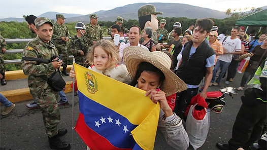 记者手记·2025回望｜美军封堵下，委内瑞拉人不屈地活着