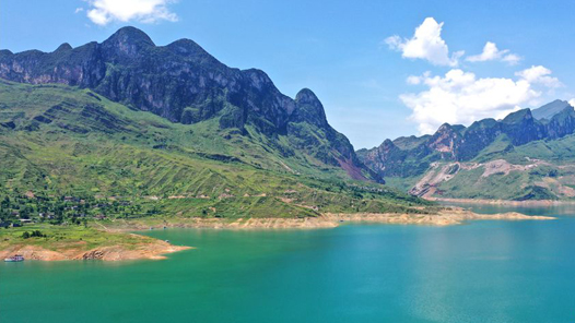 中国这十年·系列主题新闻发布丨十年来 江河湖泊生态系统质量明显改善