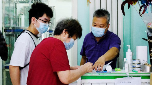 这十年·奋斗在路上｜“现金、刷卡、扫码……咋付都行！”