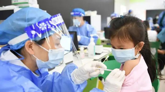 国家卫健委：全国累计报告接种新冠病毒疫苗343544.2万剂次