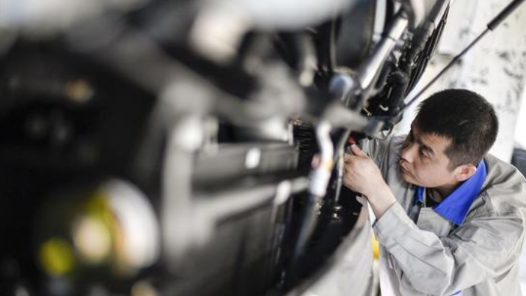 首届大国工匠论坛征文丨积极推进“创新联盟”建设，充分发挥劳模工匠引领作用