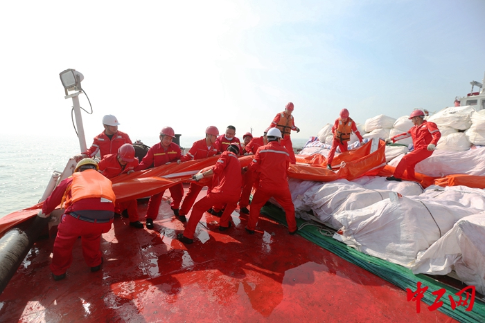 8-齐心协力。 8-齐心协力。