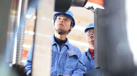 中国梦·大国工匠篇 | 朱卫东：东风厂里的“救火队长”