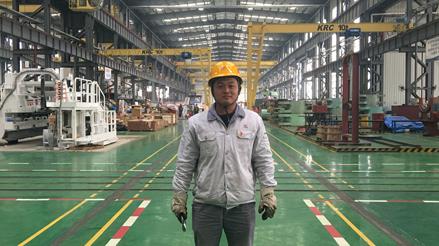 中国梦·大国工匠篇 | 武汉船机周虎：一把锉刀走天下