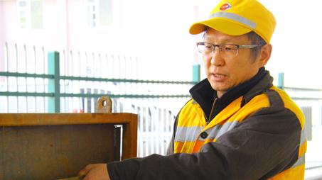 中国梦·大国工匠篇 | 信恒均：为了偷懒而勤奋 这种“懒”该给满分