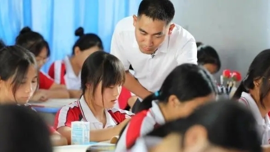 二十大代表风采 | 深山里的逐梦人