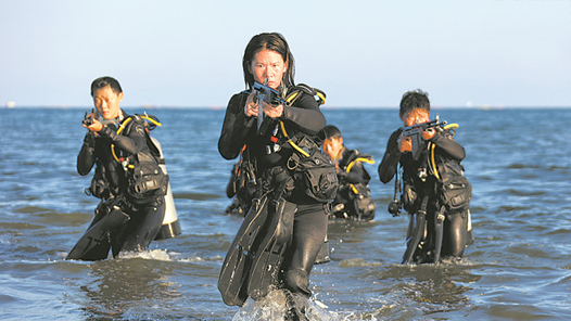 二十大代表风采丨严玲：做永远绽放的“霸王花”