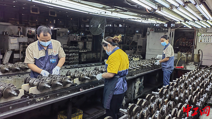 管理人员顶岗验收产品