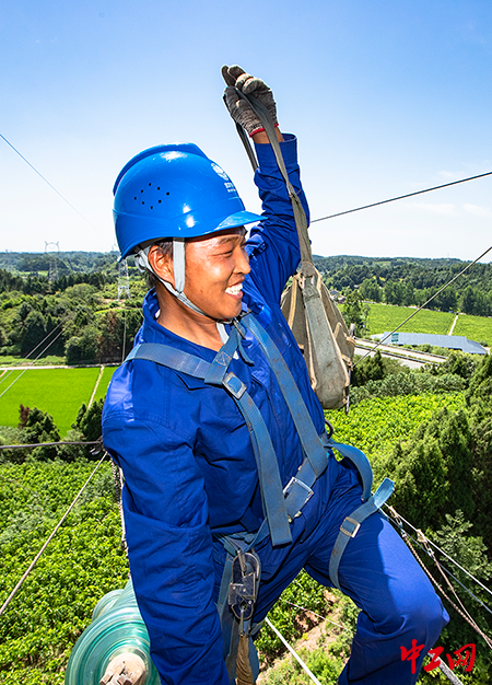 2国网绵阳供电公司丰谷-高桥π入绵阳南220千伏线路工程电路抢建-(5)
