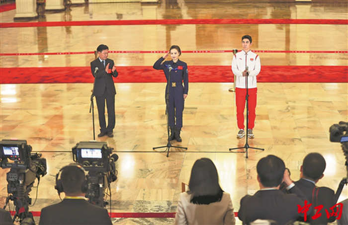 172210_4096x10000 172210_4096x10000