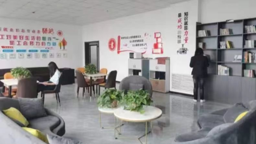 甘肃平凉市总工会建成14个新就业形态劳动者驿站