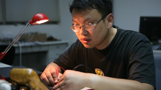 工匠汇·第一批中国纺织大工匠｜“中国技工”——邓建军