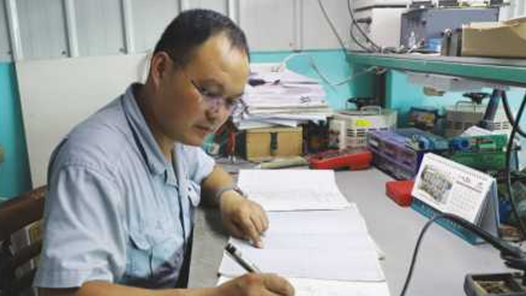 工匠汇·第三批中国纺织大工匠｜吴友胜：爱钻研技术的弱电班长