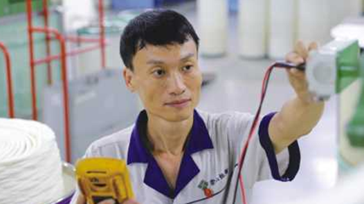 工匠汇·第三批中国纺织大工匠｜张辉：不懈进取的电气维修工匠