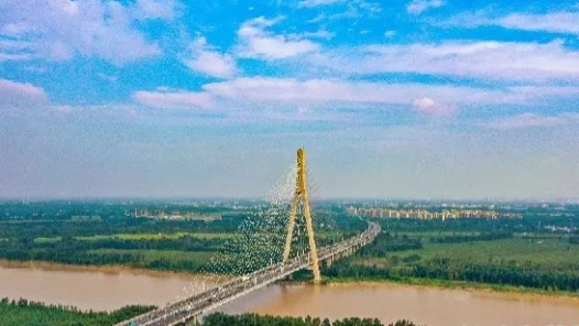 这十年·奋斗在路上 | 济南黄河凤凰大桥飞出的领头雁