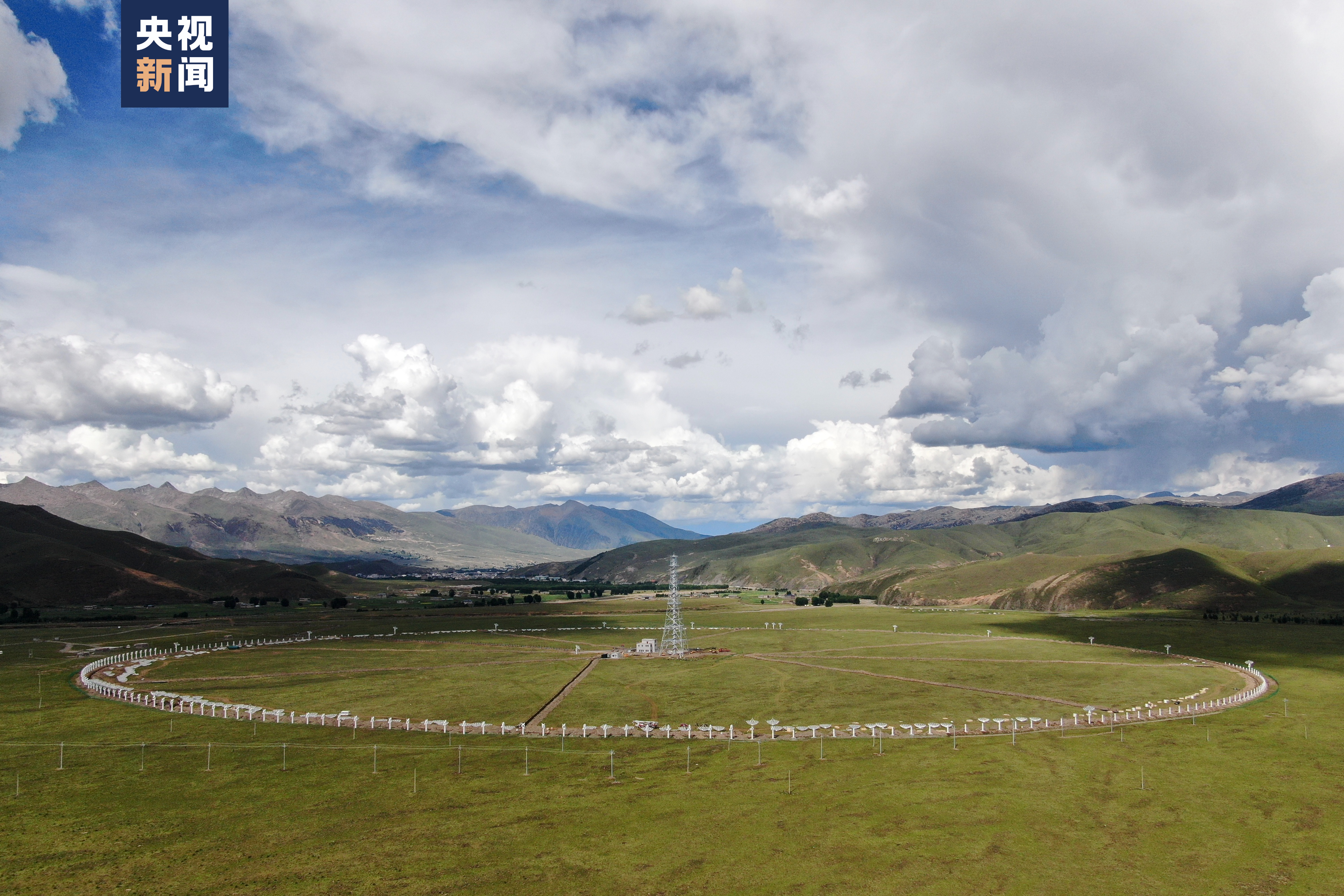 四川甘孜子午工程二期圆环阵太阳射电成像望远镜设备完成系统集成