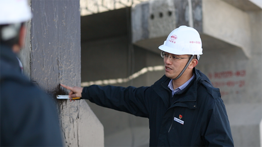 这十年·奋斗在路上｜做一棵胡杨情洒边疆