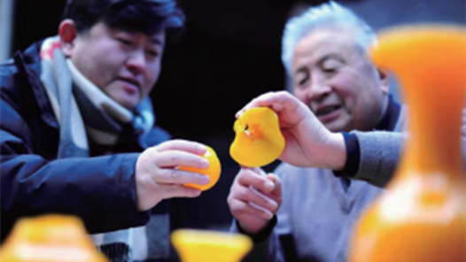 工匠汇·第二届轻工大国工匠｜孙云毅：塑心琉璃，以产业自信 铸造琉璃品牌