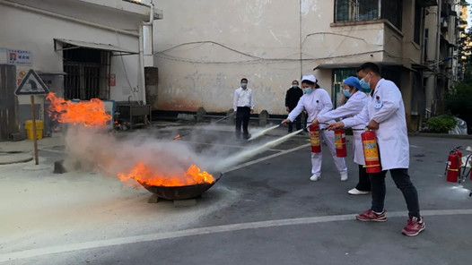 兴义市消防救援大队工会开展消防安全培训及演练活动