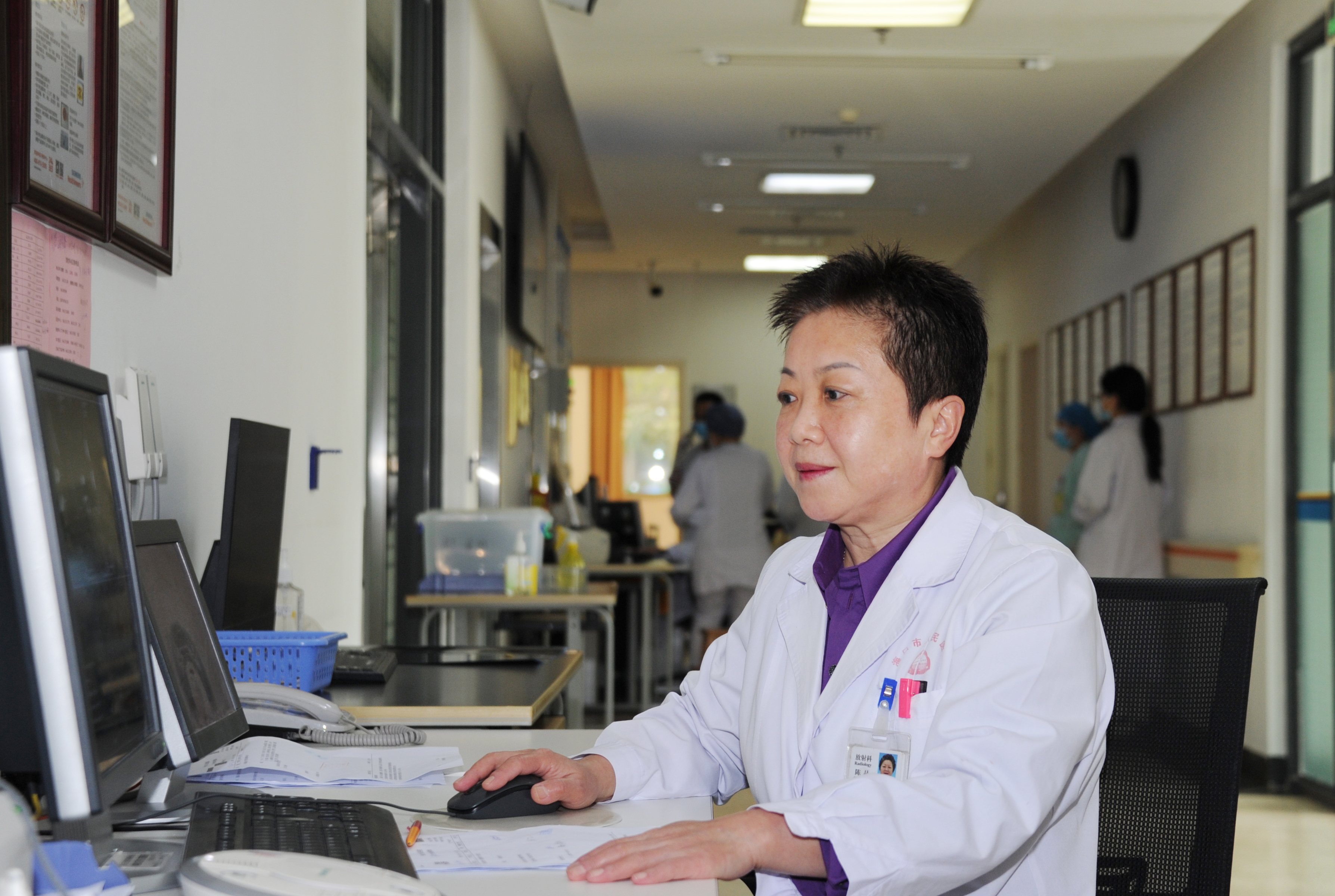 陈晶工作照2 陈晶工作照2