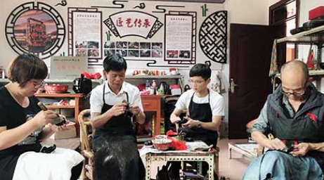 劳模风采·福建省泉州劳模 | 郭志煌：传承创新漆篮技艺 产业扶贫助力脱困