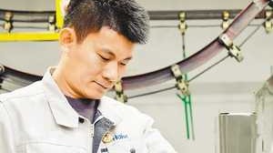 全国政协委员卢跃富：基层工人关注点就是我的履职重点