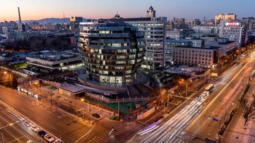 继续巩固和拓展经济运行回升态势