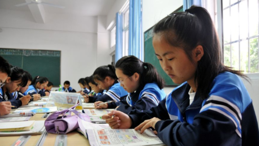 “缩短学制”并非良药