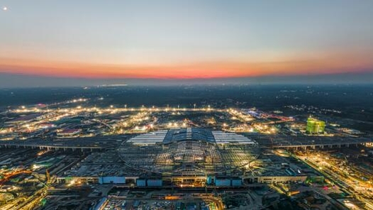 锚定目标不放松 万众一心加油干