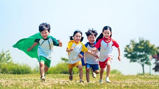 给人们有意愿生、有能力养的足够底气