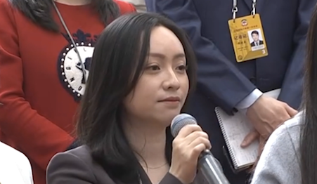 工人日报-中工网记者提问全国政协委员杨洋